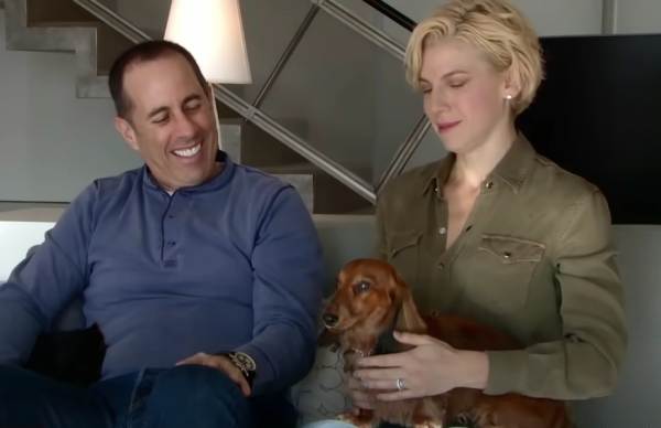 Jerry Seinfeld's secret cure for his insecure, nervous dachshund, Foxy, who is fearful of Jerry and other adult males. - PART 1 or 2