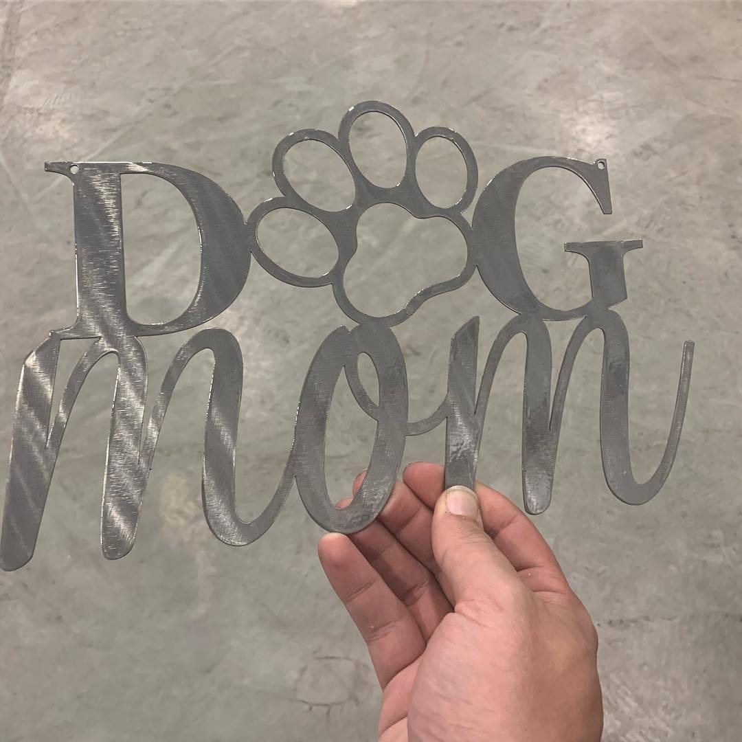 Redline Signs Silver Dog Mom Steel Sign