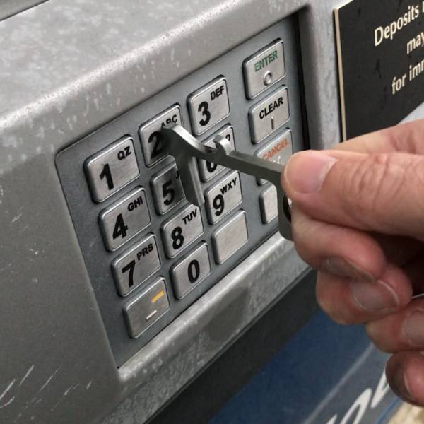 LoveTheBreed.com keychain Safe No Touch Door Opening Button Pressing Keychain Tool